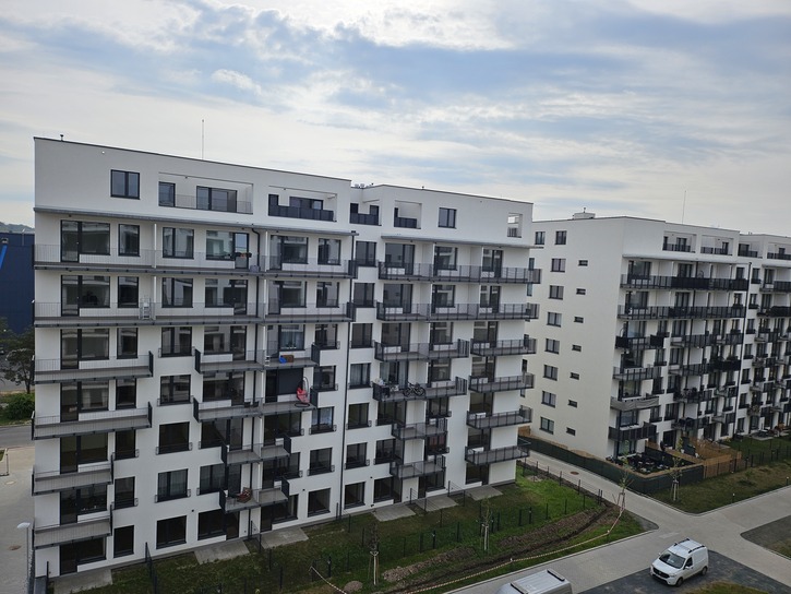 Kolbenova I  | Vivus